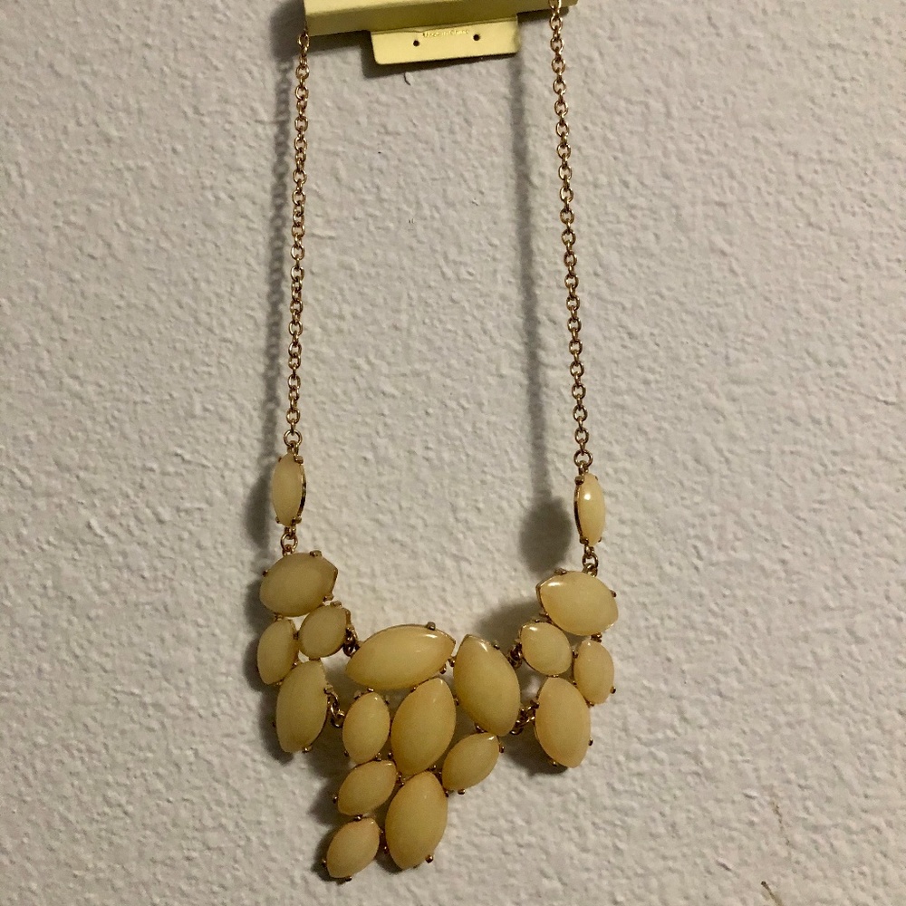 Decorative necklace